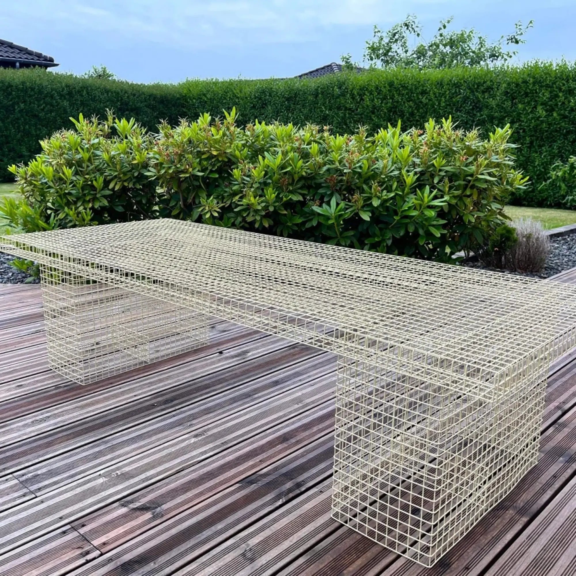 Lounge Table