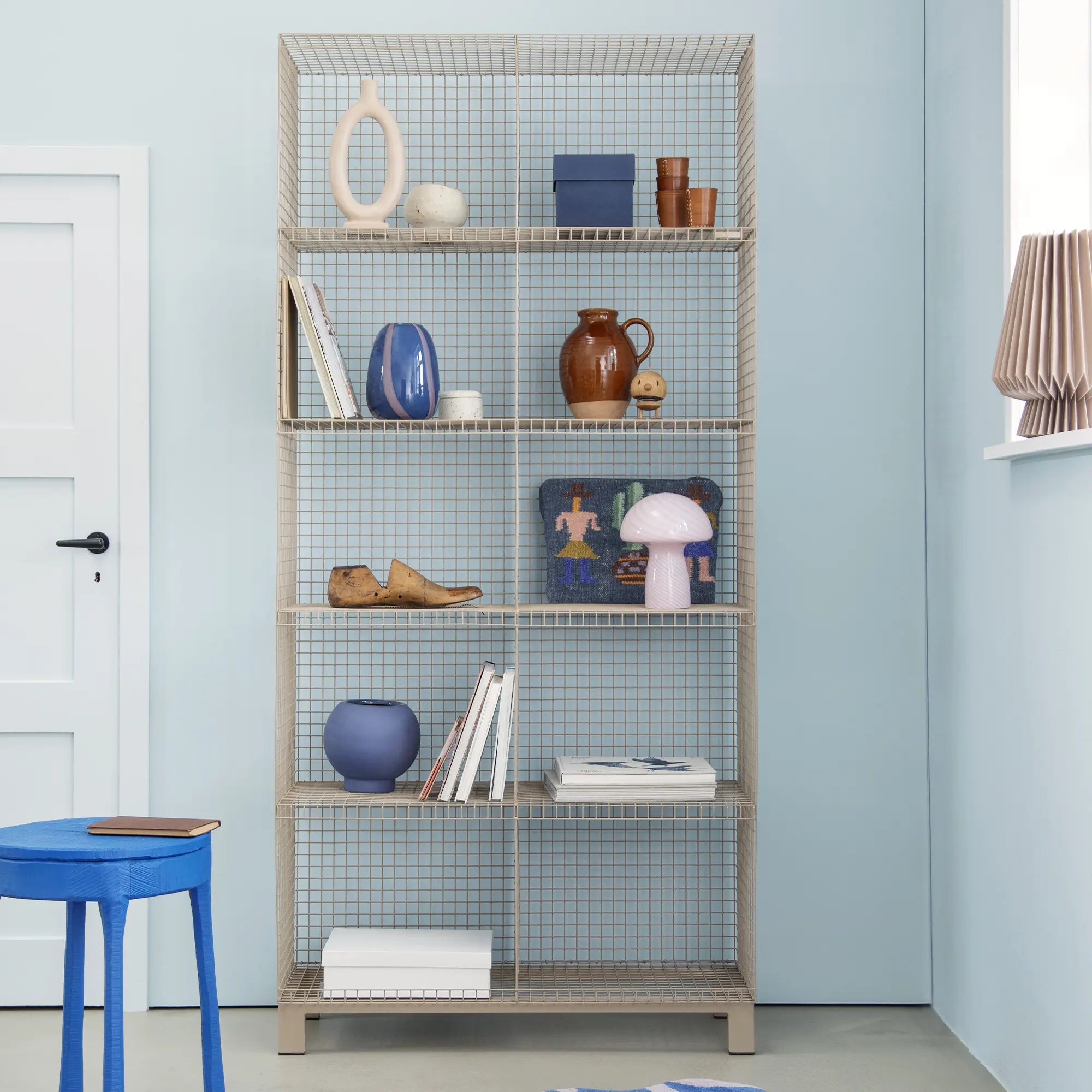 Grid Cabinet