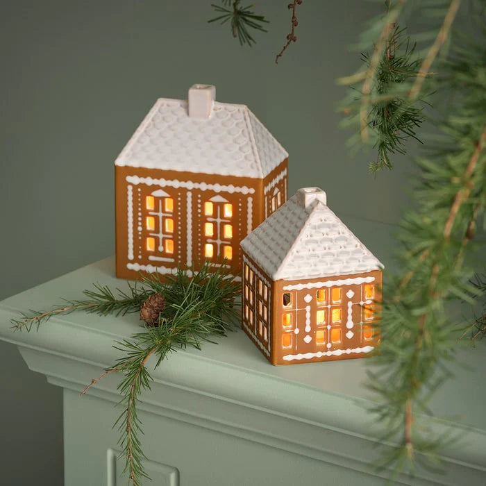 Gingerbread Lighthouse Tealight Holder