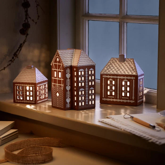 Gingerbread Lighthouse Tealight Holder