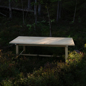 Bord Dining Table