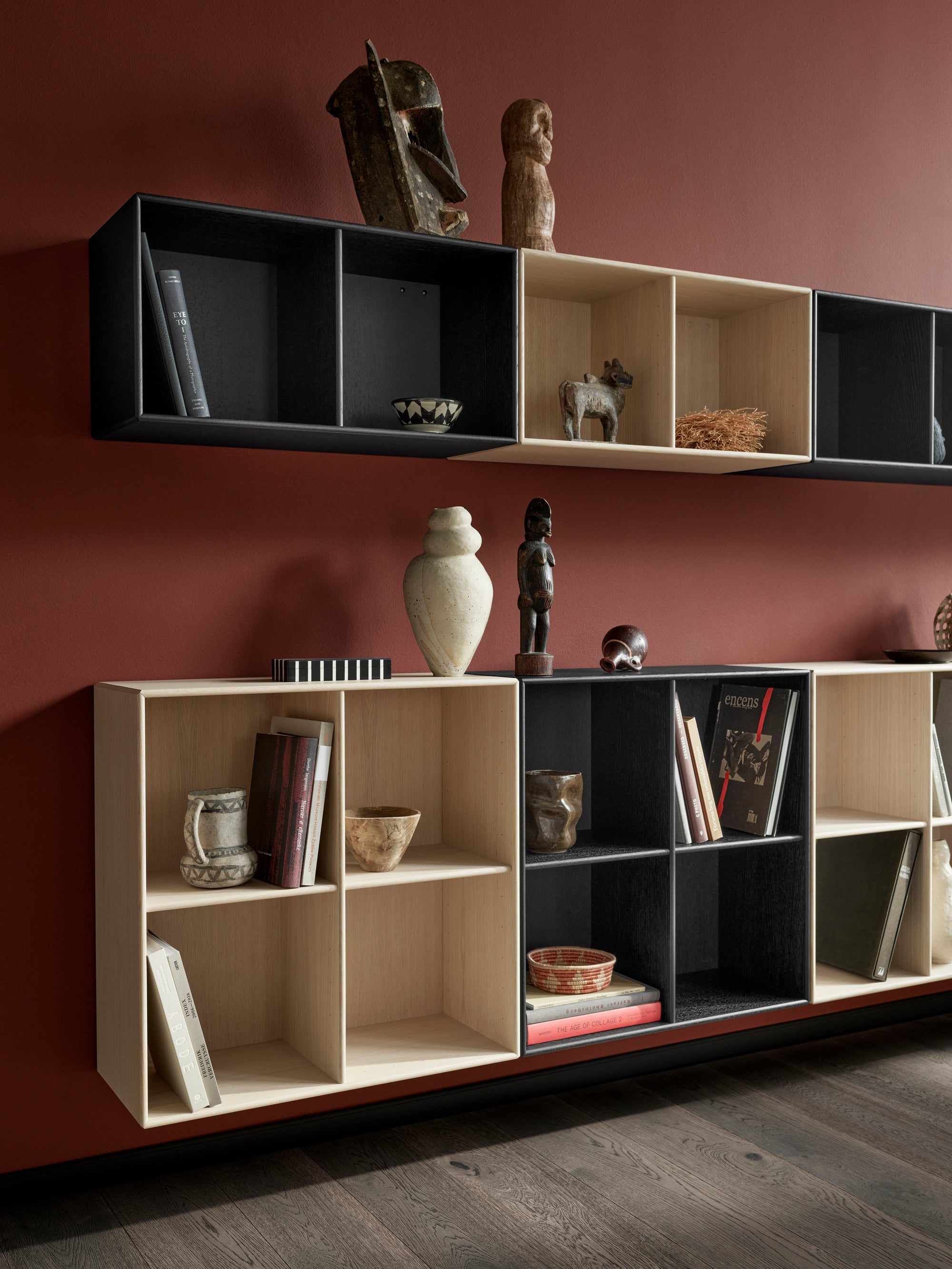 SHOW Open Bookcase with Suspension Rail