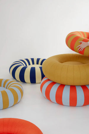 Float Pouf