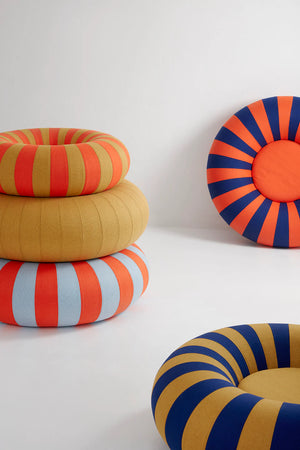 Float Pouf